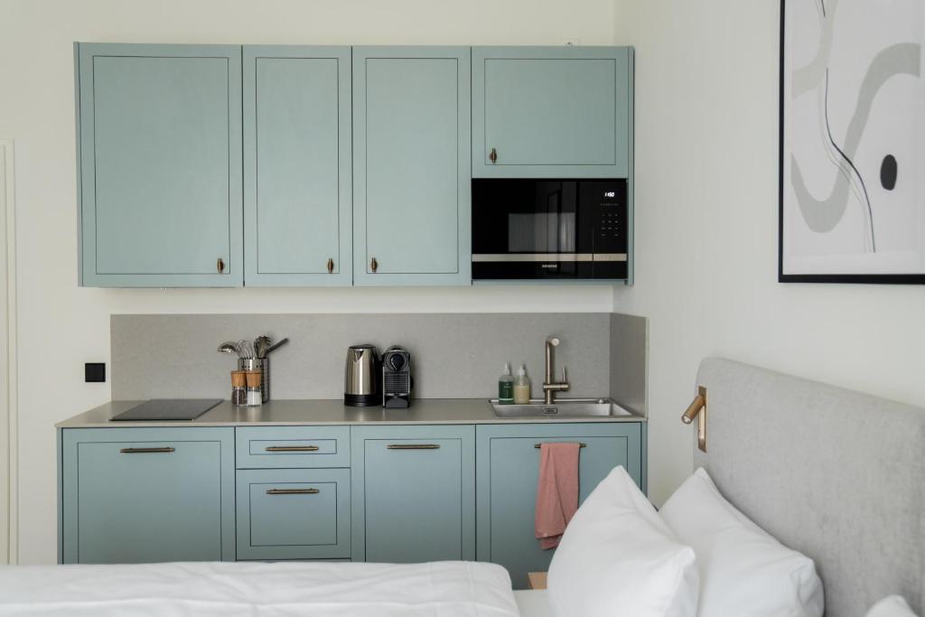 Bob W Lübeck Old Town - 16