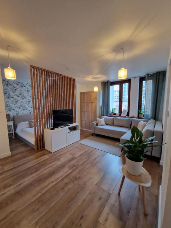 Vizzit Us Twarda Apartament - 12