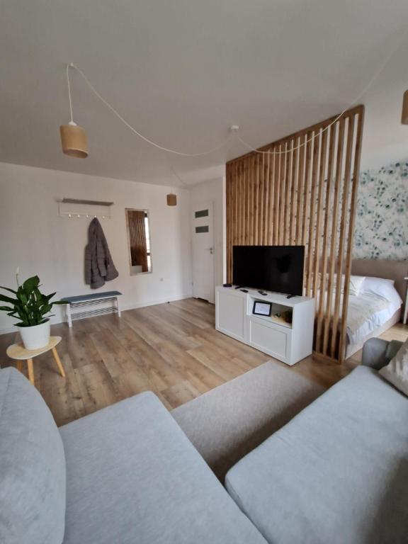 Vizzit Us Twarda Apartament - 14