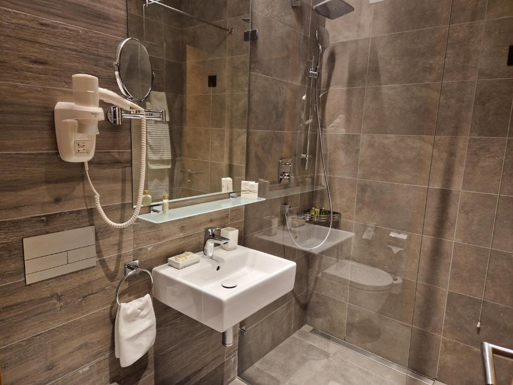 Bagno di Hotel Ramonda