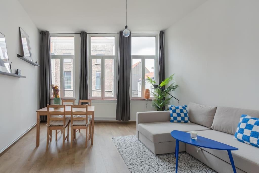 Ruime studio in centrum voor 4, Ghent (updated prices 2024)