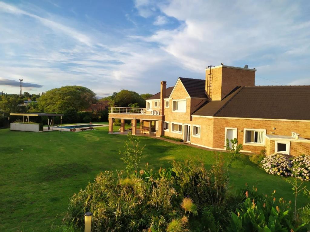 Villa Allende – Photos 1