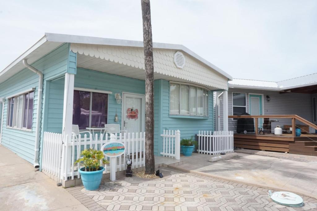 Venture Out 126 Gulf Loop Comes WITH GOLF CART, Panama City Beach