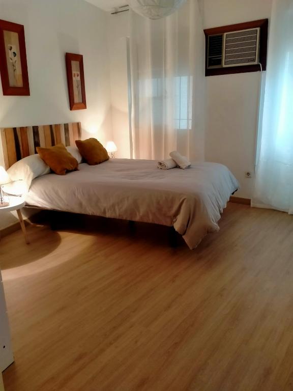 Posteľ alebo postele v izbe v ubytovaní Apartamento Plaza Santa Lucia RENOVADO FEBRERO 2025