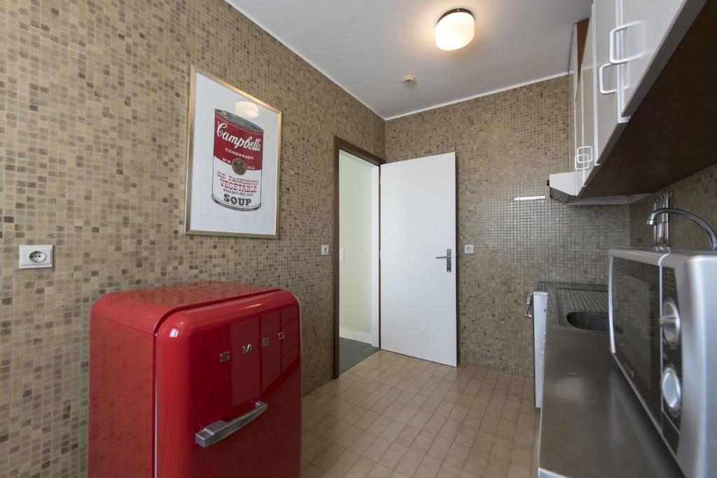 Kuchyň nebo kuchyňský kout v ubytování Hotel Apartamento Solverde