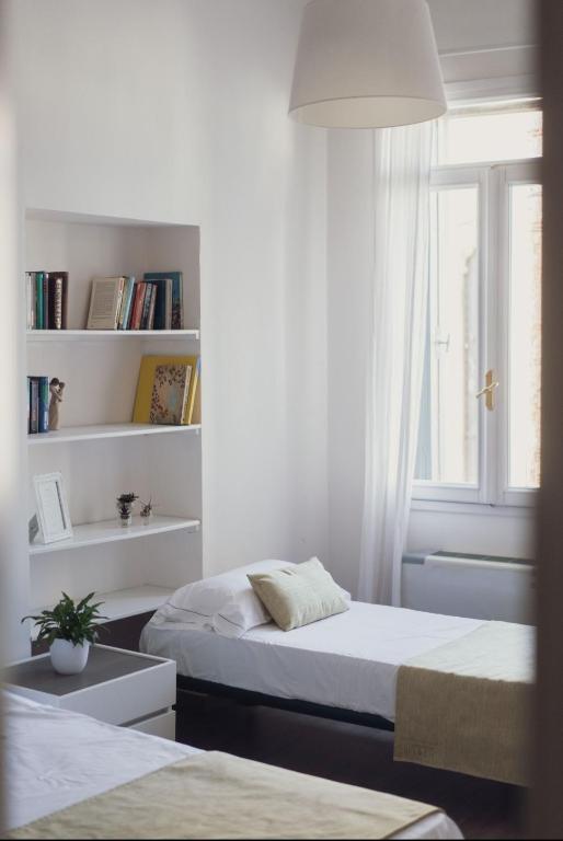 Ca' Garibaldi Rooms - Deluxe Room (2 Adults + 1 Child)