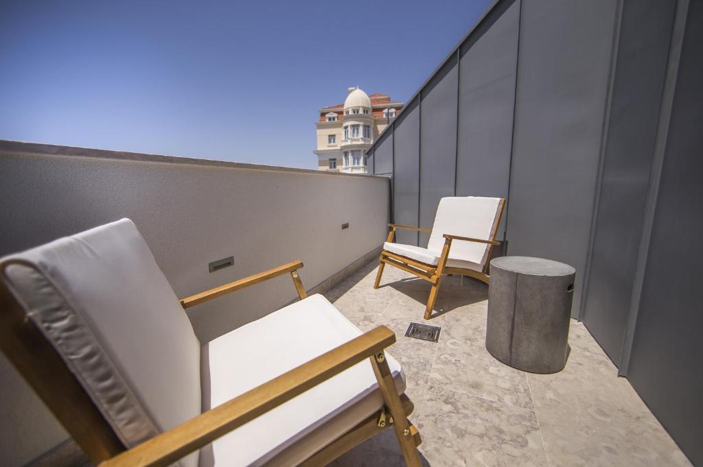 Somewhere - Estoril Guesthouse - Double Or Twin Room With Terrace
