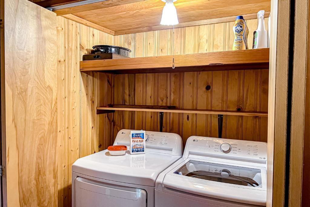 Fotografie z fotogalerie ubytování River Bend Chalet v destinaci Sunriver