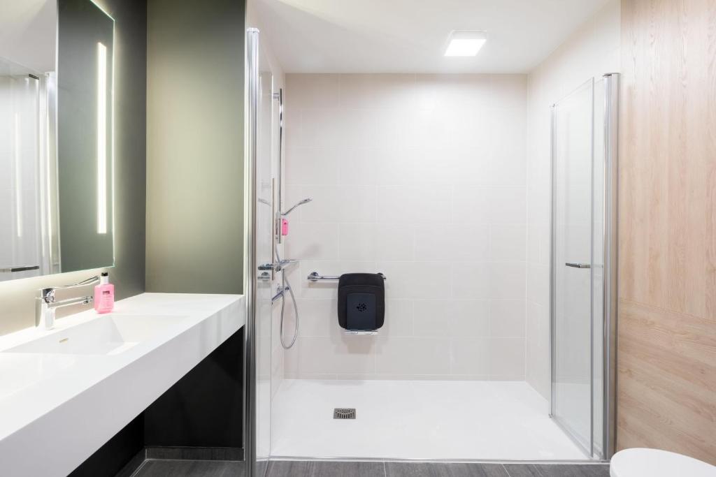 Moxy Paris Val d'Europe - 8