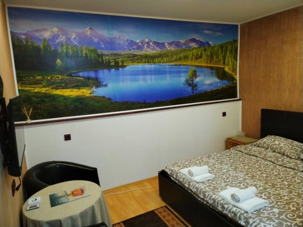 Postel nebo postele na pokoji v ubytování FUN ROOMS SOBE PRENOĆIŠTE