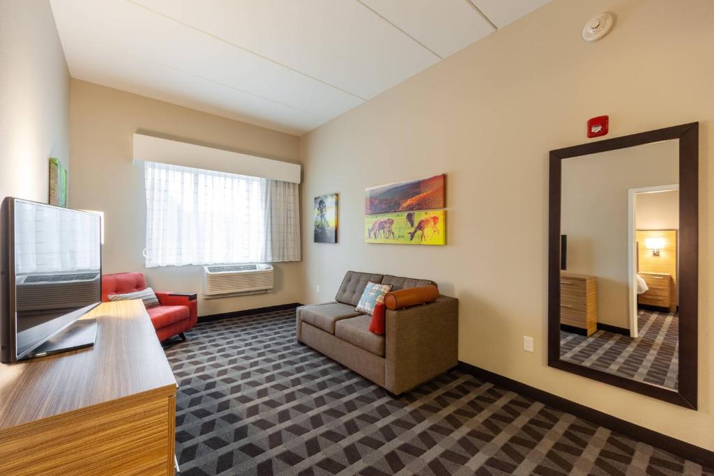 TownePlace Suites by Marriott Front Royal - Suite Met 2 Slaapkamers