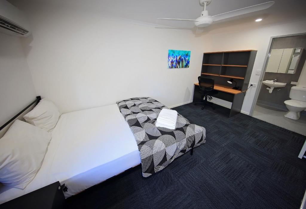 Postel nebo postele na pokoji v ubytování MiHaven Shared Living - Gatton St