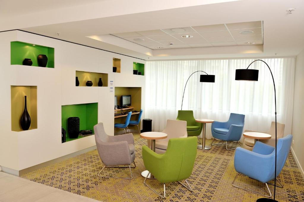 Holiday Inn Express Amsterdam Arena Towers by IHG