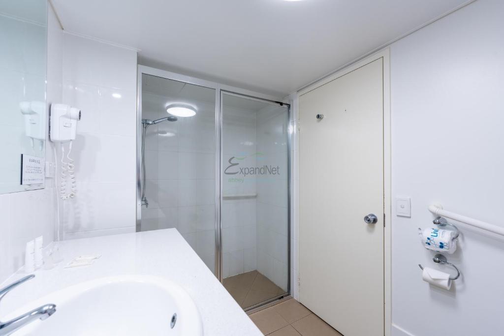 Abbey On Roma Hotel & Apartments - Resim 32