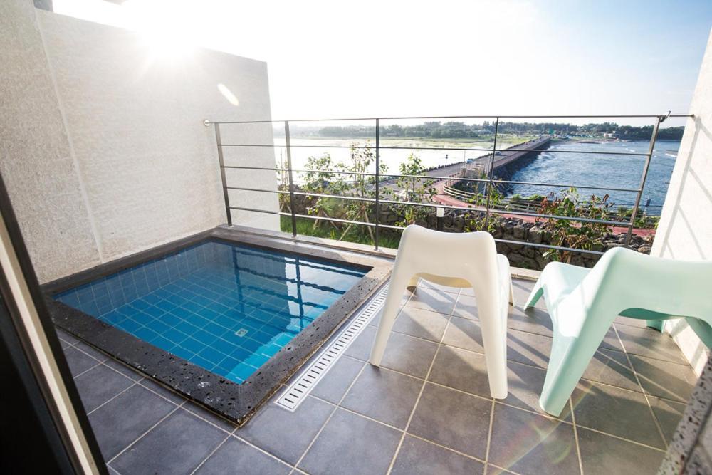 Jeju Chrismas Resort - Duplex Studio