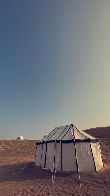 Příroda nedaleko luxury tent
