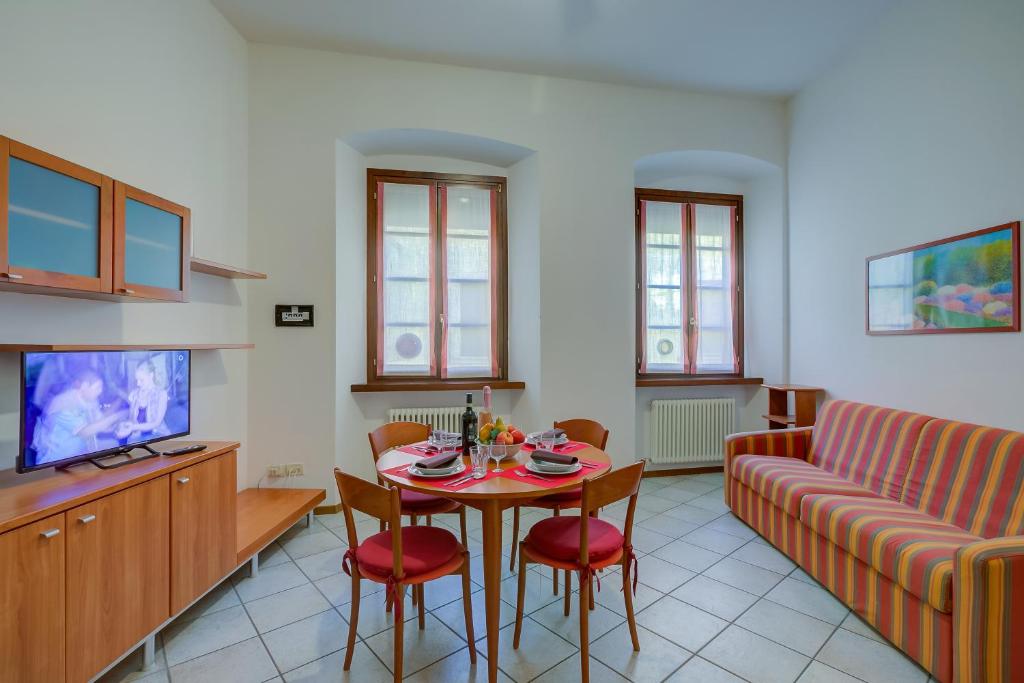 Telewizja i/lub zestaw kina domowego w obiekcie Casa Alpino