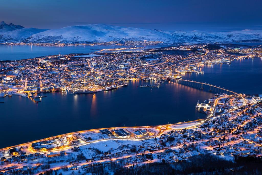 Letecký snímek ubytování Fin leilighet i nærheten av Tromsø Sentrum