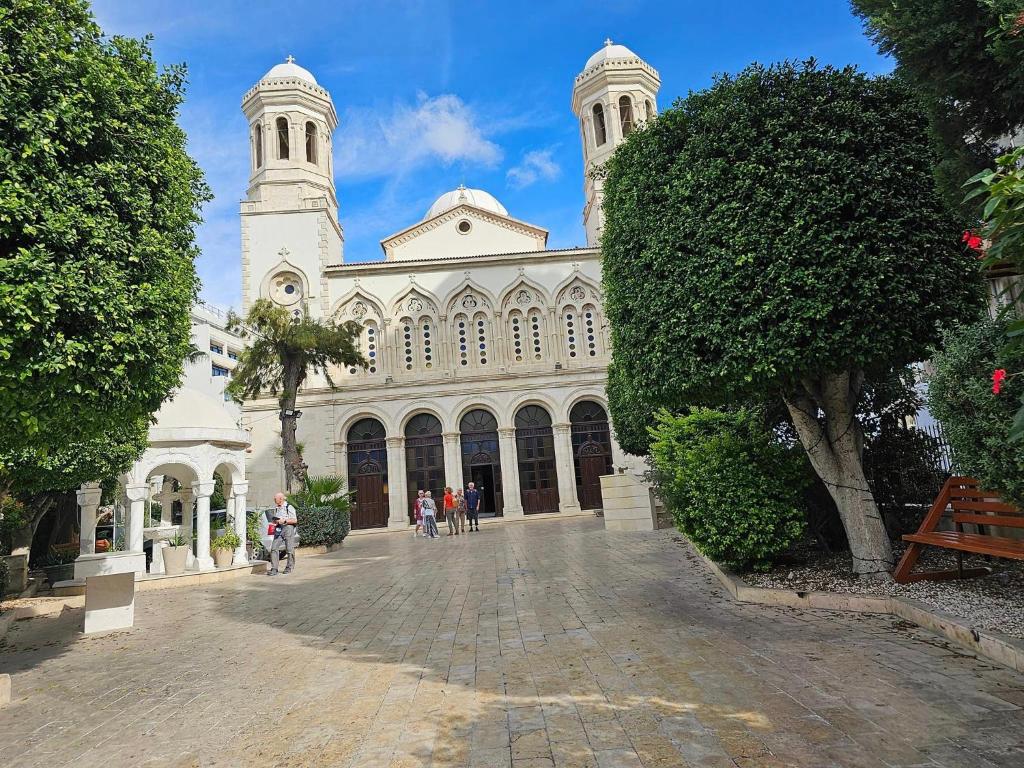 Fotografie z fotogalerie ubytování Chariandry Residence, Limassol City Centre v destinaci Limassol
