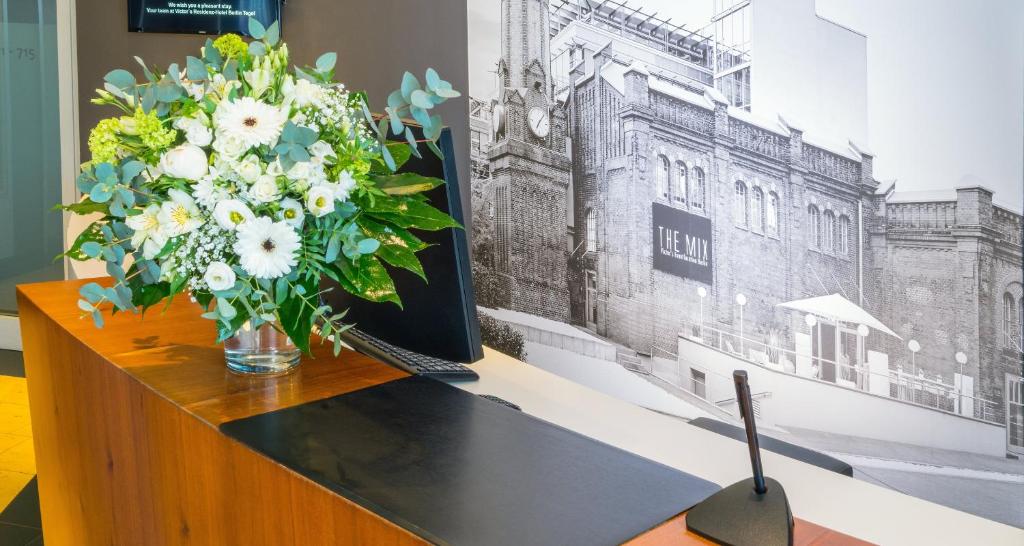 Victor's Residenz-Hotel Berlin Tegel - Resim 12