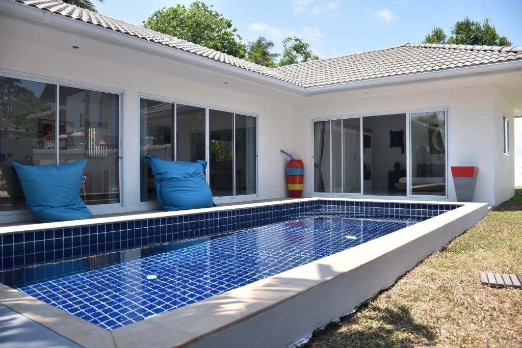 Πισίνα στο ή κοντά στο Villa Mas Soi 10