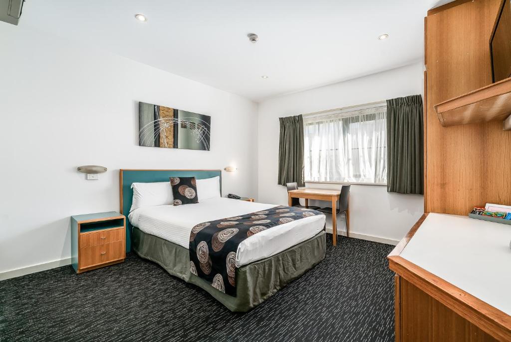 Low cost hotel room walking distance to China Town (Australien Adelaide