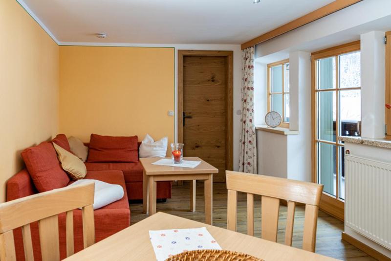 Gästehaus Hinterponholz - Two-Bedroom Apartment