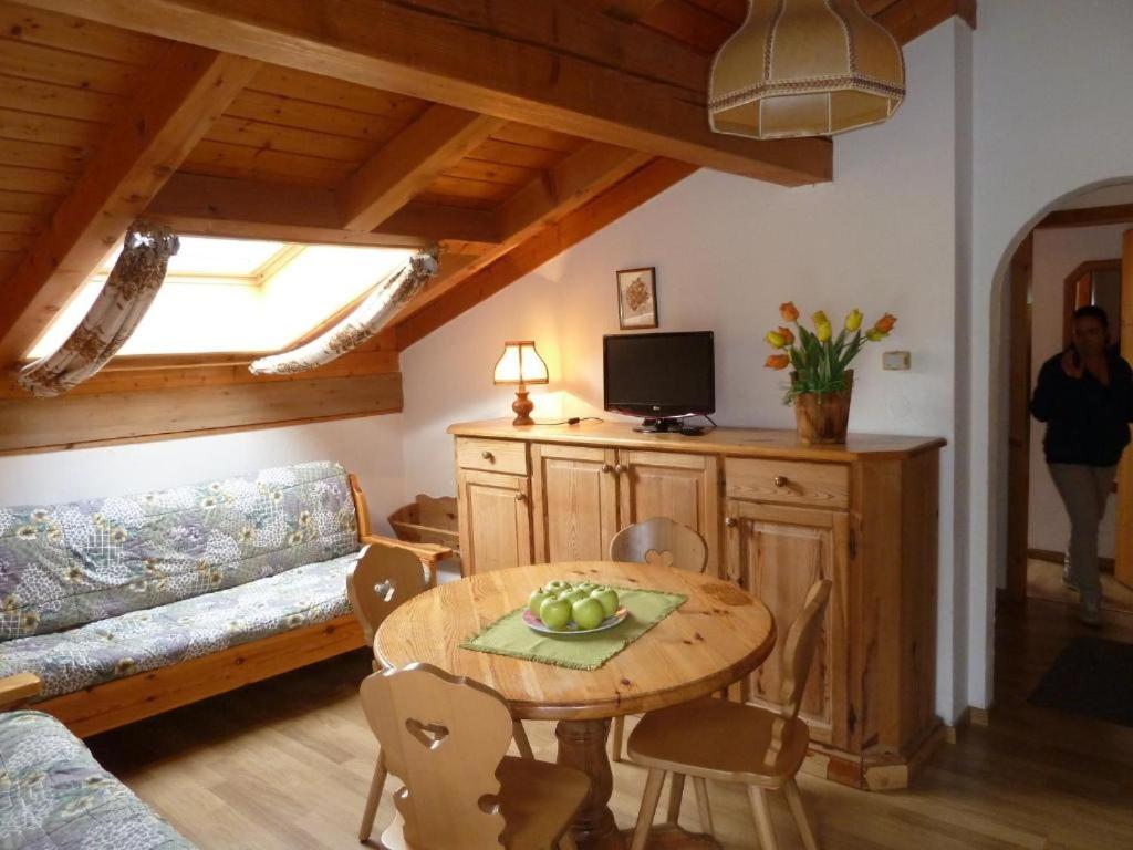 Μια τηλεόραση ή/και κέντρο ψυχαγωγίας στο Casa Canazei