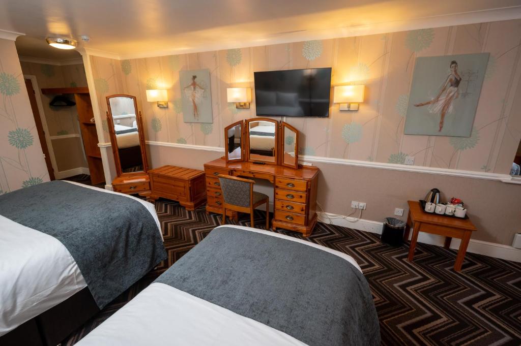 Bridge Inn - Family Room