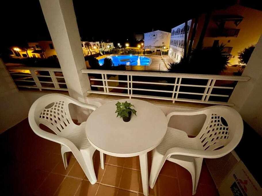 Balkón nebo terasa v ubytování Pregonda - Apartamento con piscina y junto a playa