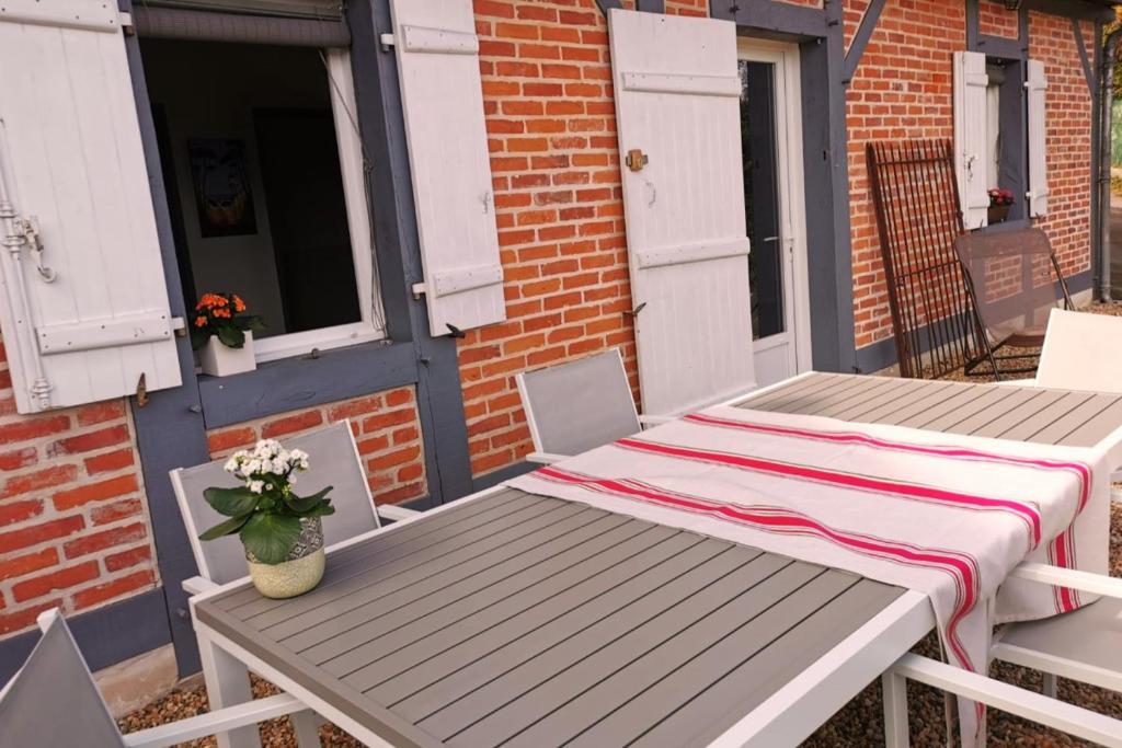 Photo de la galerie de l'établissement Gîte de l'Ouvroir, à Léon