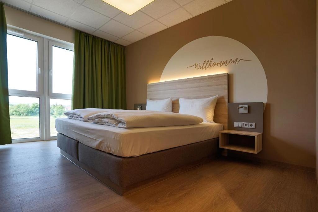Mainfranken Motel - Anreise rund um die Uhr - Neueröffnung 2023 - Deluxe Tweepersoonskamer