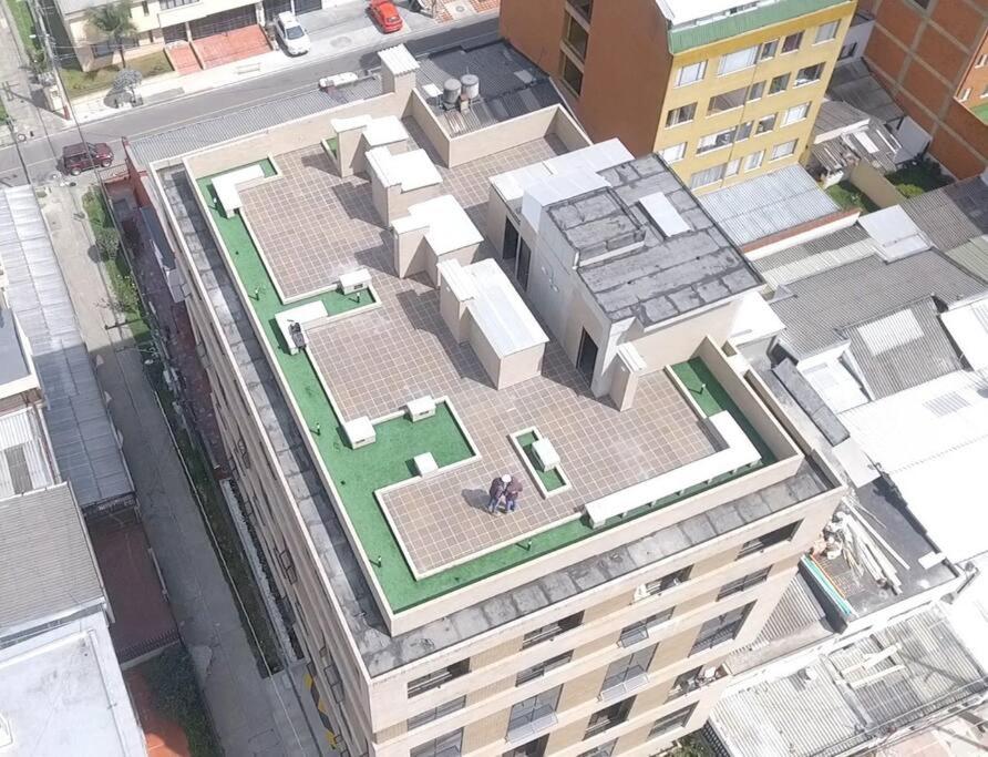 an overhead view of a building with a courtyard at Luxury apto doble altura Bogotá in Bogotá