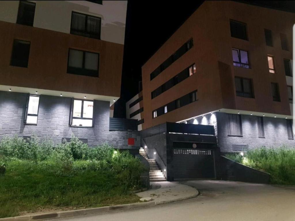 Bangunan di mana terletaknya apartmen