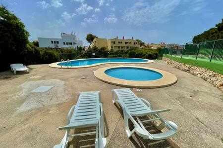 Bazén v ubytování BoschApartamento de 2 dormitorios y con piscina nebo v jeho okolí