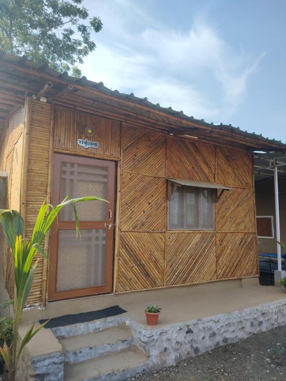Suitetrails - Vasant Bamboo Cottage