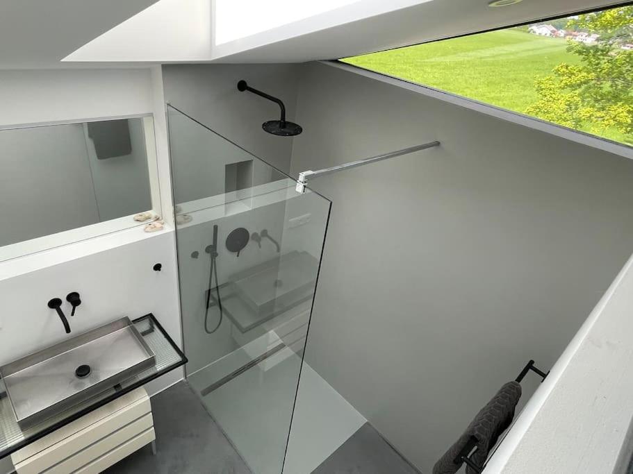 Koupelna v ubytování Ferienhaus Bergblick 170qm nur 5 min zum Chiemsee
