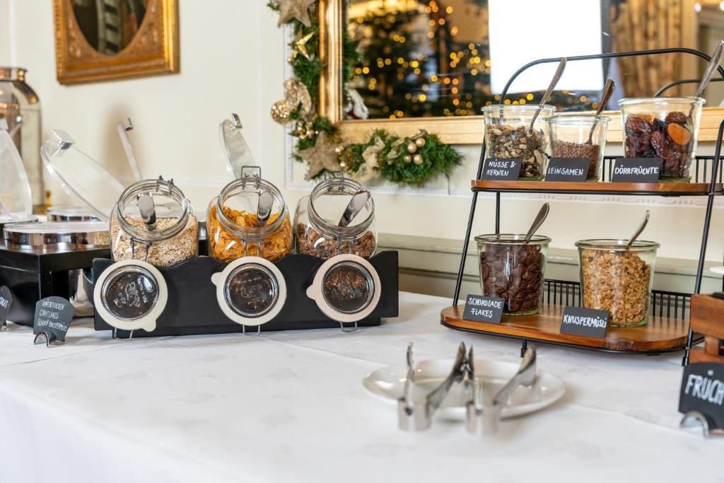 Romantik Hotel Wilden Mann Luzern - Resim 41