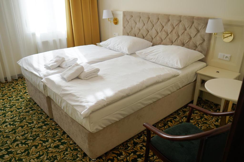 EA Hotel Elefant - Resim 9