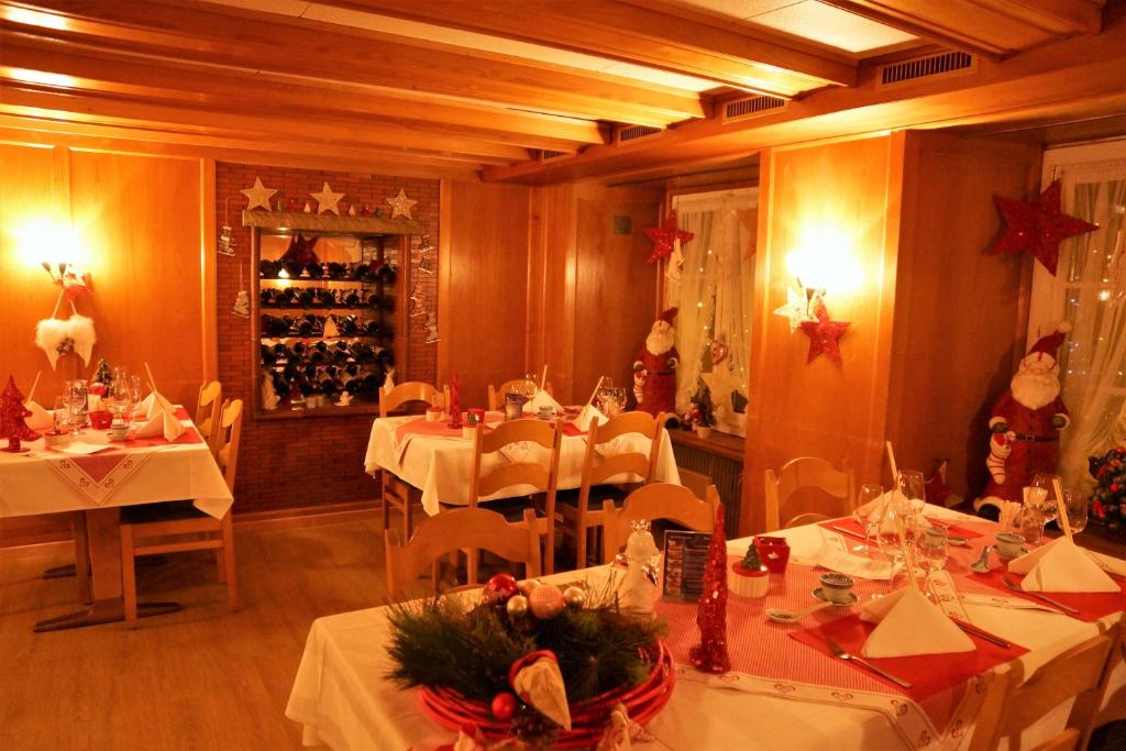Restaurace v ubytování Hotel Restaurant Rössli