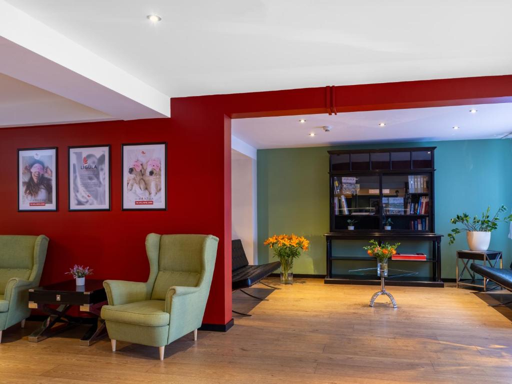 Good Morning + Berlin City East - Resim 9