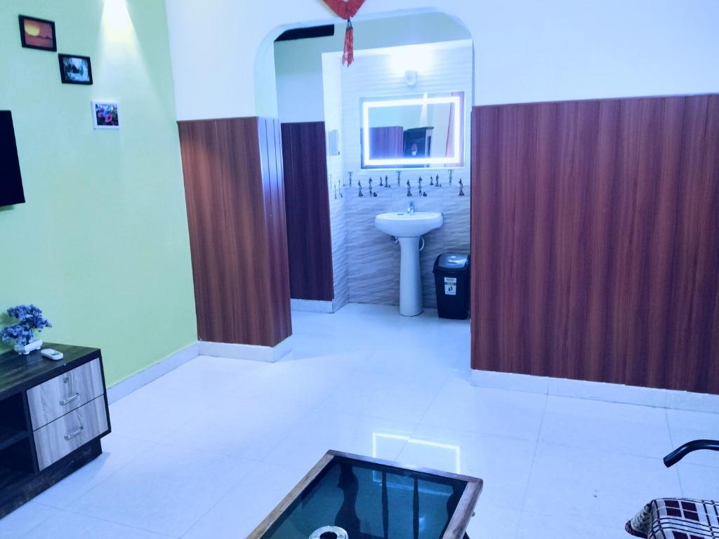 Kuchyň nebo kuchyňský kout v ubytování Beach Shalom Luxury Apartment and Villa Colva