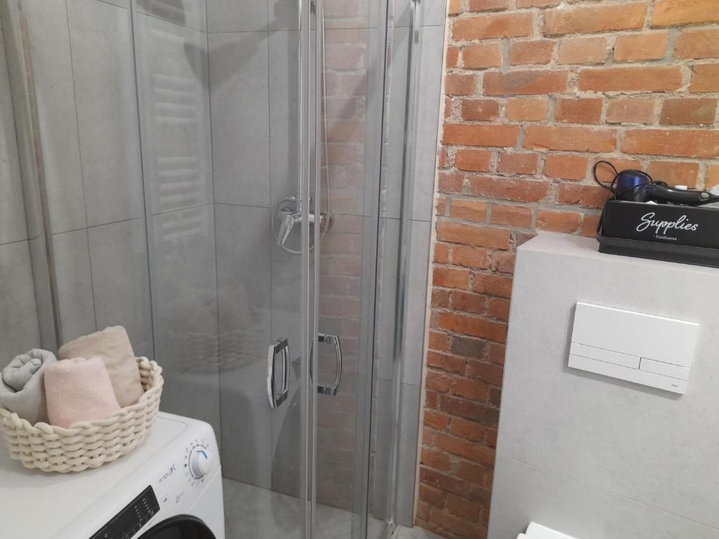Kúpeľňa v ubytovaní Studio Loft apartament 5 min od Starego Rynku, Poznań NETFLIX