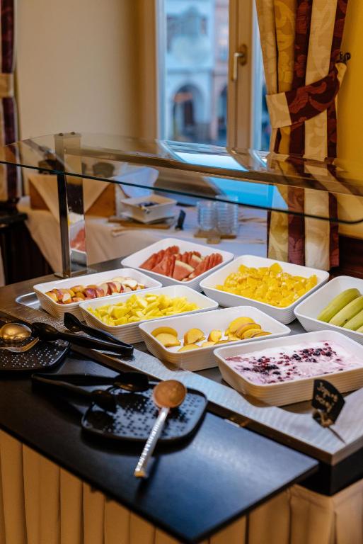 Grandhotel Zvon - Resim 7