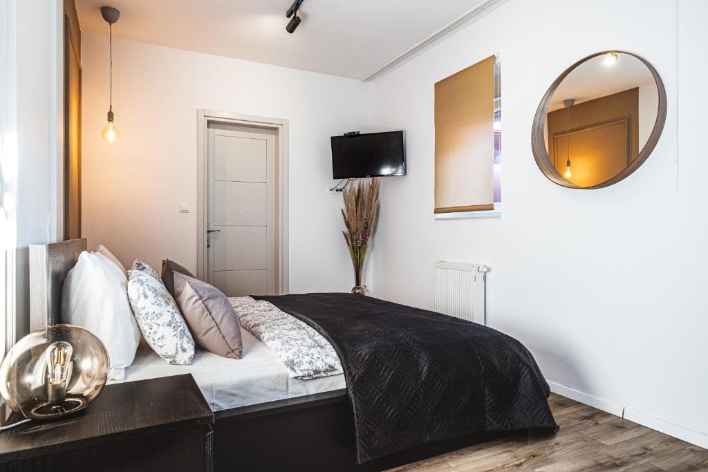 National Plus - Resim 21