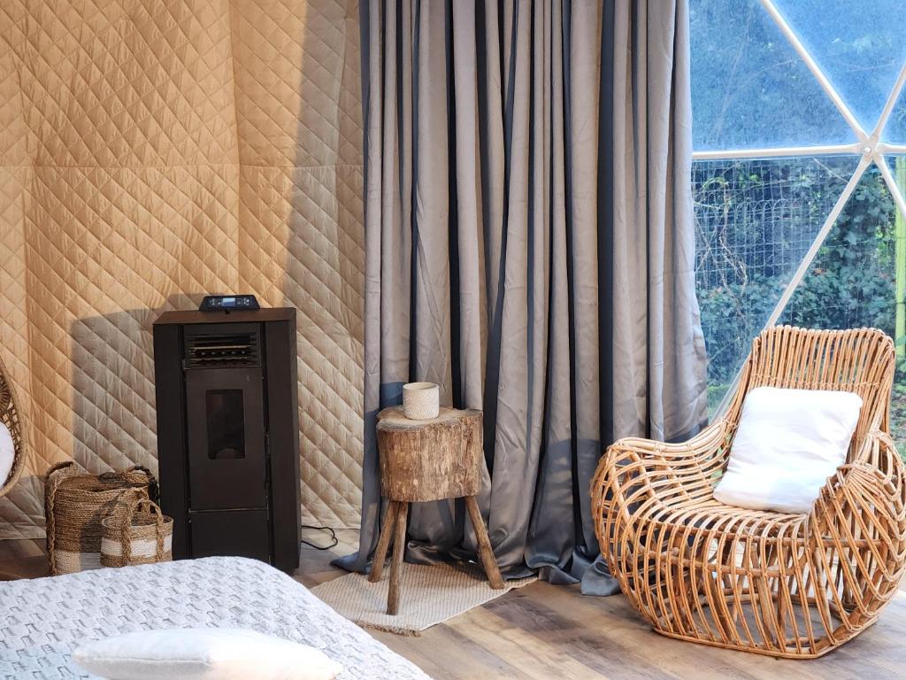 Postel nebo postele na pokoji v ubytování Dôme magnifique avec spa