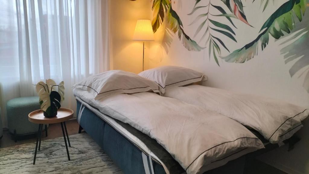 City Center 4 people King Bed, near Switzerland, G'ermany, Near Airport, Free Parking – photo 5