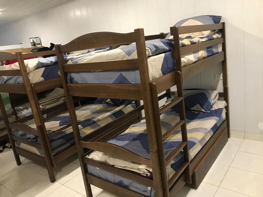 Una cama o camas cuchetas en una habitación  de STYLE Hostel