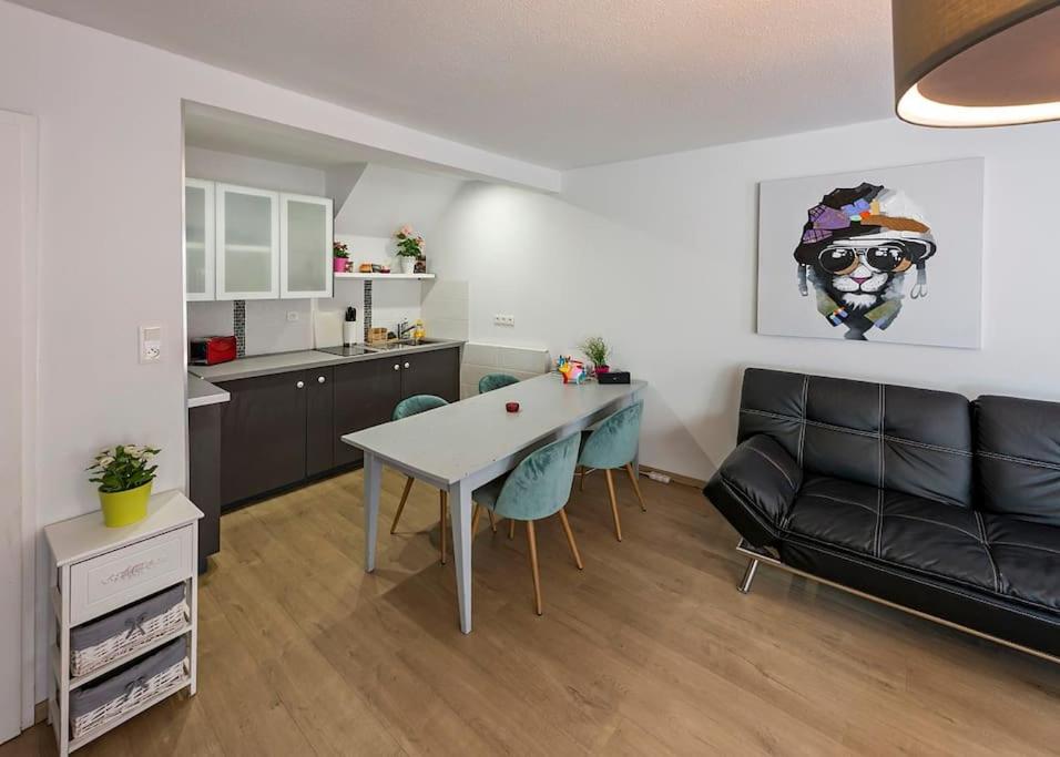 Photo de la galerie de l'établissement Place Kléber-Sweet&cosy Appartment, à Strasbourg