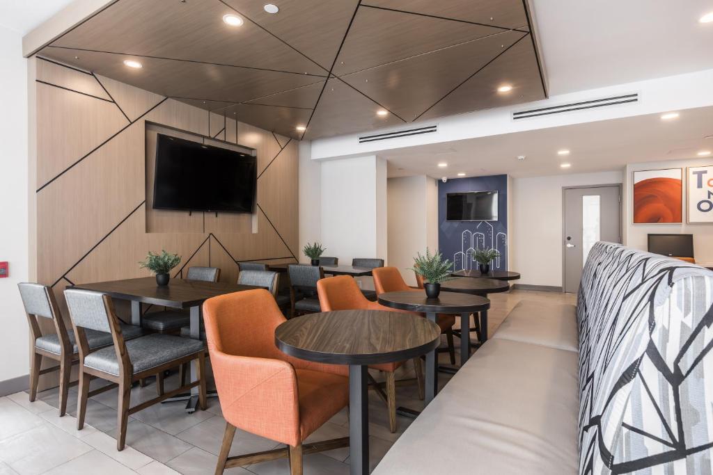 Holiday Inn Express Toronto-North York by IHG - Resim 21